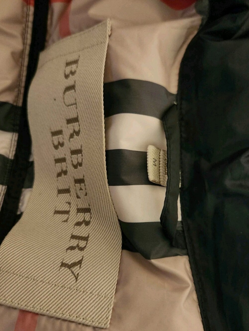 Burberry Brit Cranstead Womens Check Quilted Down Vest Puffer Black M - Picture 9 of 9